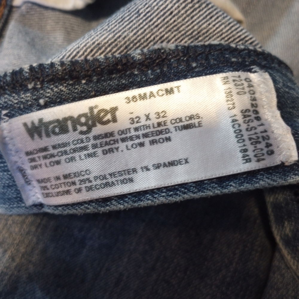 Jeans - Picture 3 of 3